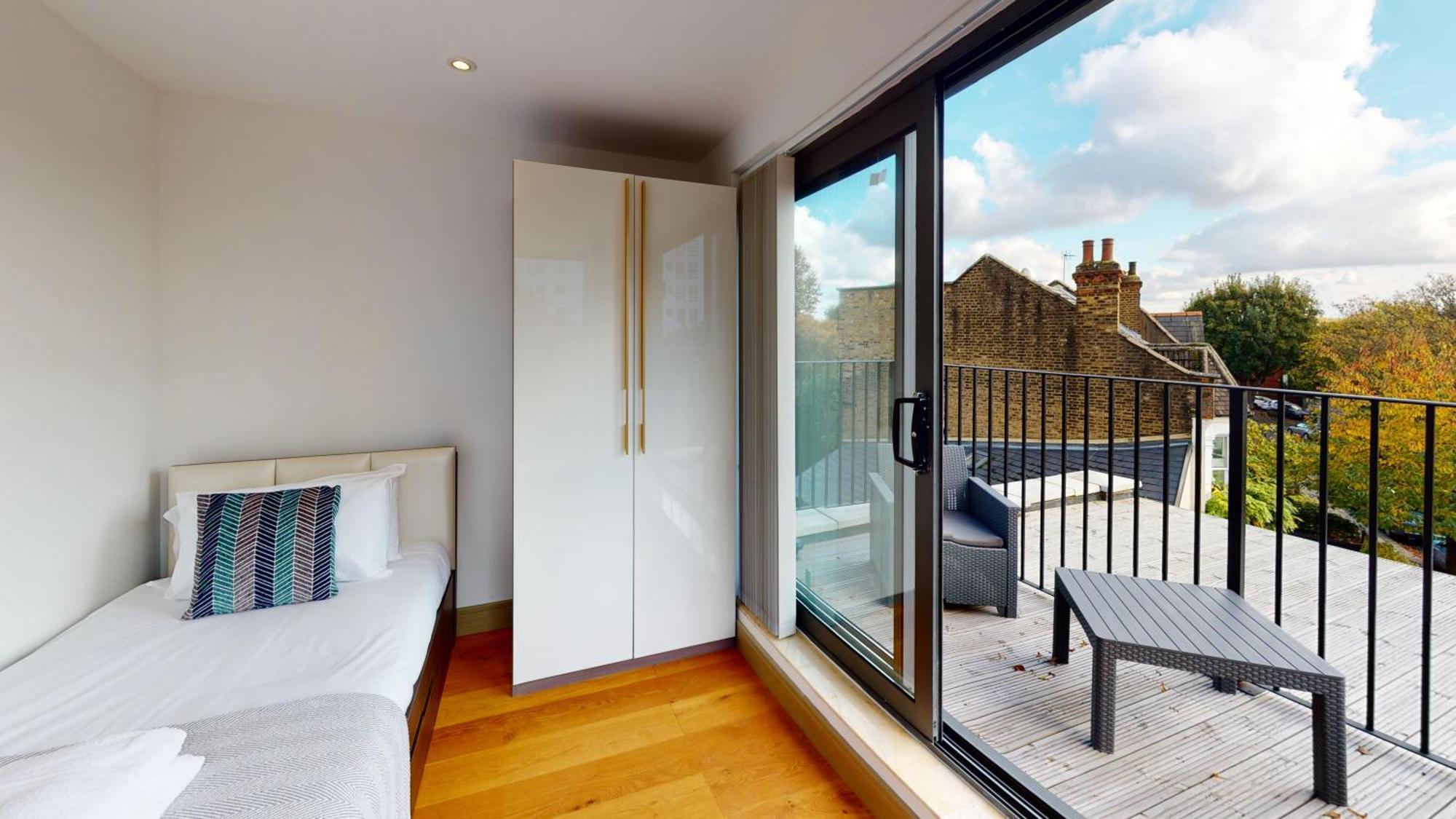Charles Hope London Kew Bridge Apartment Exterior photo